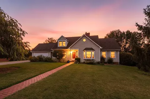 814 Lammermoor Dr, Staunton, VA 24401