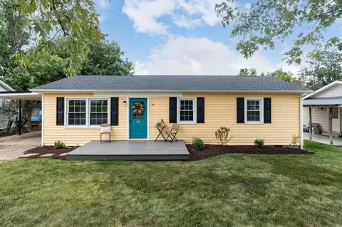 24 Westgate Rd, Verona, VA 24482