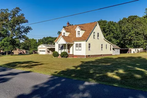 2036 Fleeburg Rd, Shenandoah, VA 22849