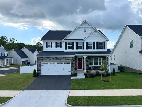 10170 Big Oak Dr, Mcgaheysville, VA 22840