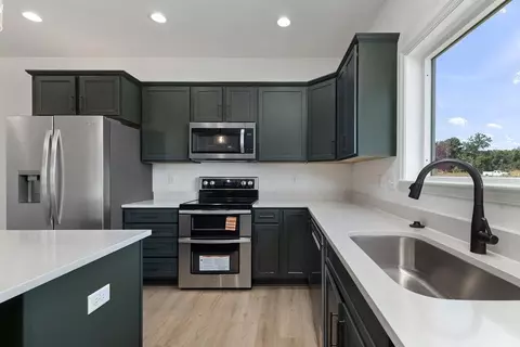 201 Langley Dr, Waynesboro, VA 22980