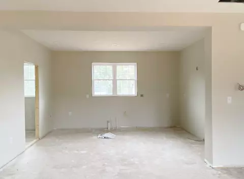 Living - 122 Spring Ridge Dr, Stuarts Draft, VA 24477 photo 3 of 3