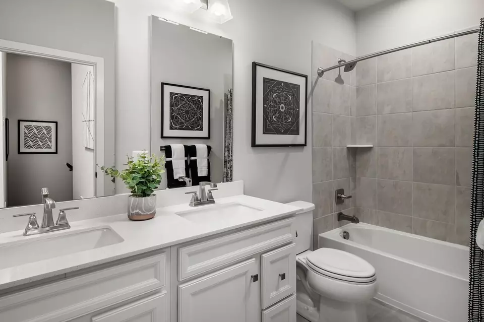 Bath - 3585 Ponton Rd, Rockingham, VA 22801 photo 2 of 2