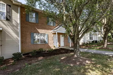 530 Pheasant Run Cir, Harrisonburg, VA 22801