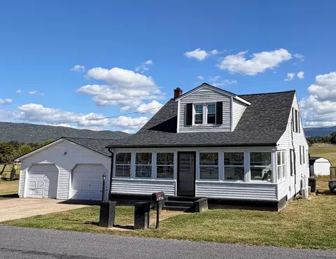 2956 Blose Rd, Elkton, VA 22827