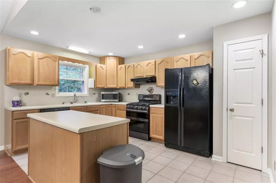 Kitchen - 340 Alleghany Dr, Mcgaheysville, VA 22840 photo 1 of 1