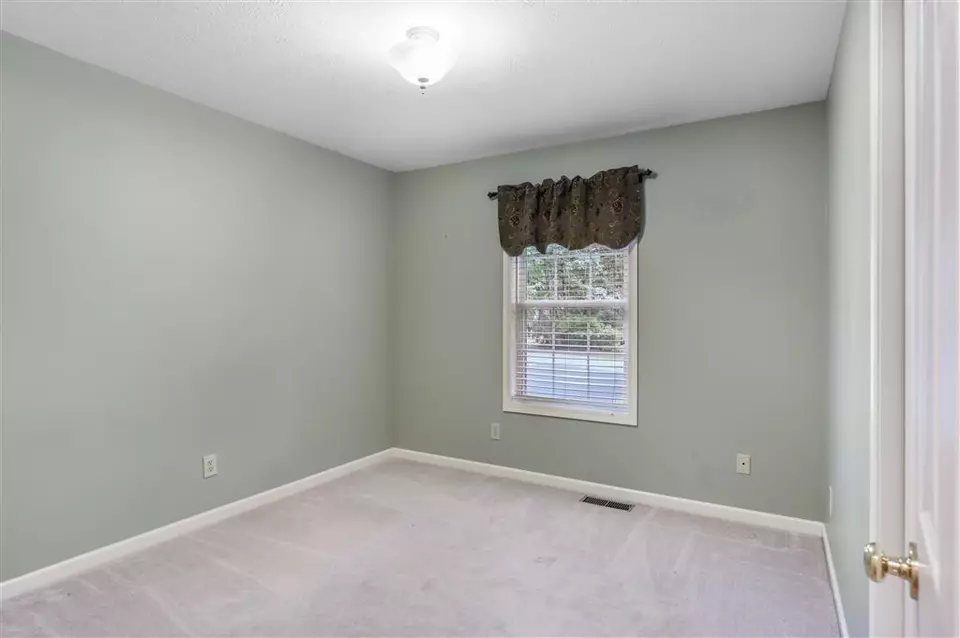 Bedroom - 340 Alleghany Dr, Mcgaheysville, VA 22840 photo 2 of 4