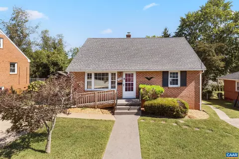 1427 Grace St, Charlottesville, VA 22902