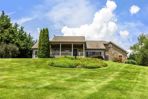 299 Summerdean Rd, Middlebrook, VA 24459