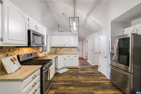 12 Springer Rd, Stuarts Draft, VA 24477 photo 17