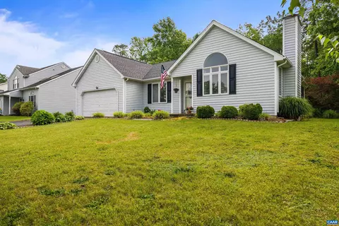 12 Springer Rd, Stuarts Draft, VA 24477 photo 3