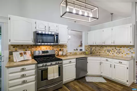 12 Springer Rd, Stuarts Draft, VA 24477 photo 19