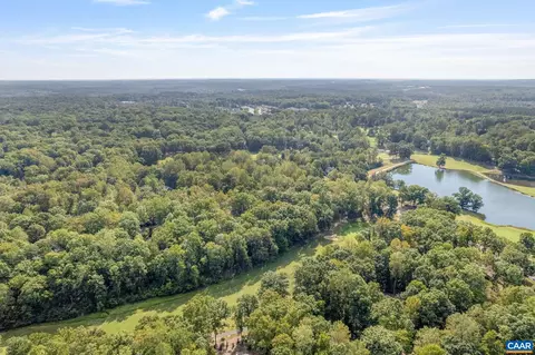 View/Area - 8 Sand Trap Ter, Palmyra, VA 22963 photo 7 of 10