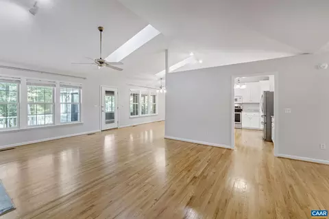 Living - 8 Sand Trap Ter, Palmyra, VA 22963 photo 5 of 6