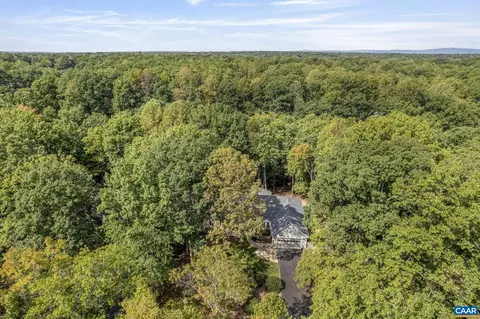 View/Area - 8 Sand Trap Ter, Palmyra, VA 22963 photo 4 of 10