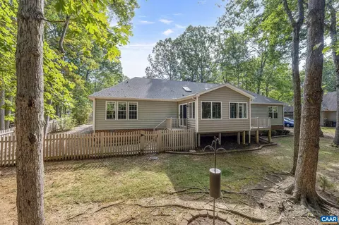 Exterior - 8 Sand Trap Ter, Palmyra, VA 22963 photo 6 of 18