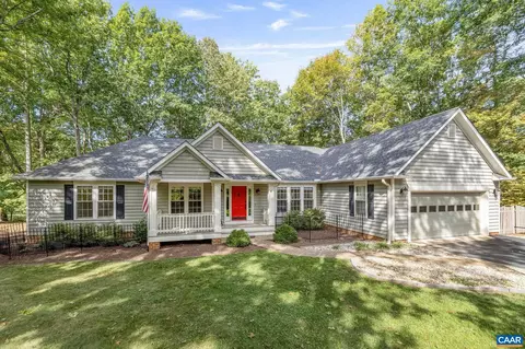 8 Sand Trap Ter, Palmyra, VA 22963