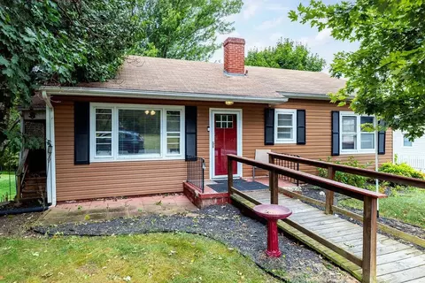 74 Beverley Ct, Staunton, VA 24401