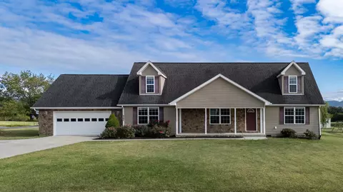 9280 King Russell Ct, Mcgaheysville, VA 22840