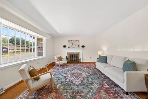 418 Cardinal St, Staunton, VA 24401