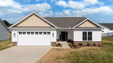 155 Langley Dr, Waynesboro, VA 22980