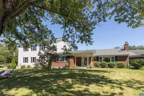 691 Old Roseland Rd, Roseland, VA 22967