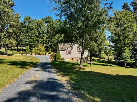 81 Roscoe Ln, Mount Sidney, VA 24467 photo 7