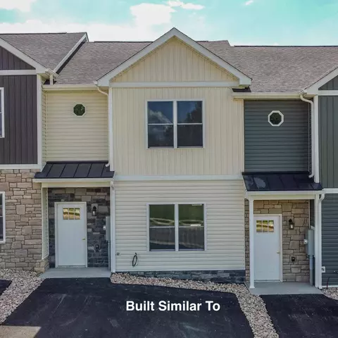 686 Zephyr Dr, Rockingham, VA 22801