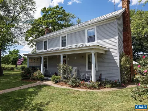 424 Balsley Rd, Staunton, VA 24401