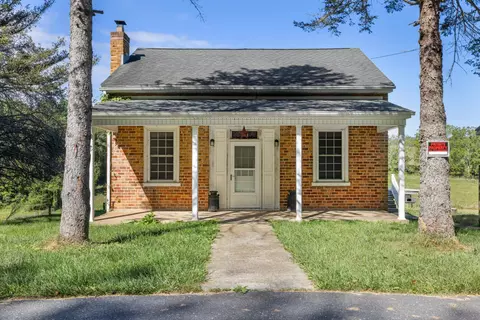 146 Mish Barn Rd, Middlebrook, VA 24459