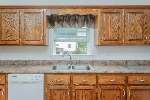 490 Leola Loop, Stanley, VA 22851 photo 11