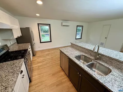 263 Main St, Palmyra, VA 22963 photo 10