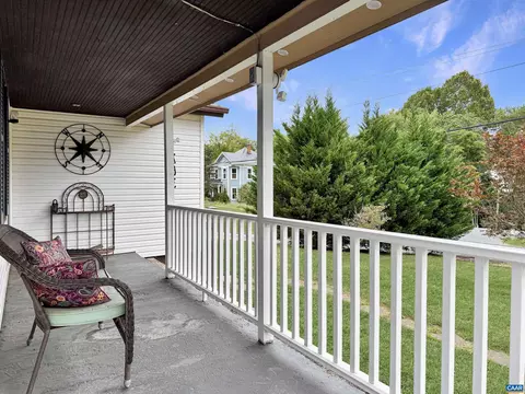 263 Main St, Palmyra, VA 22963 photo 2