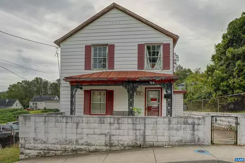 918 King St, Charlottesville, VA 22903