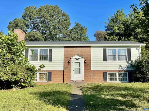 215 Greene Lea Dr, Ruckersville, VA 22968