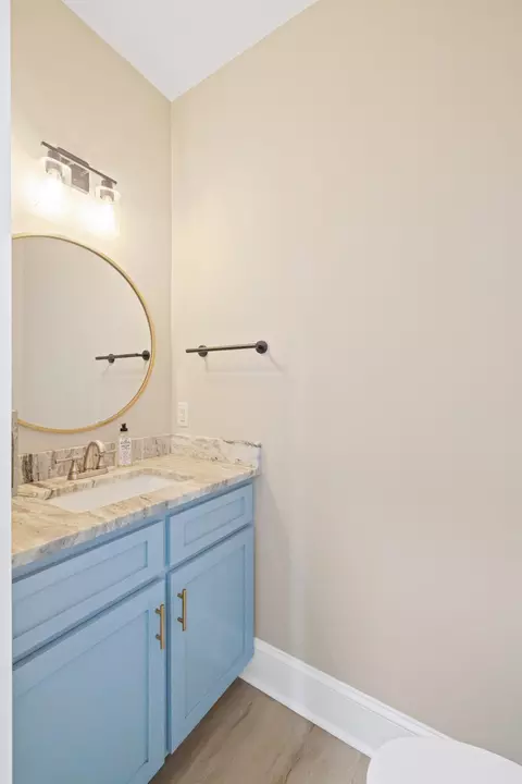 Bath - 43 Mcilwee Ln, Staunton, VA 24401 photo 1 of 12
