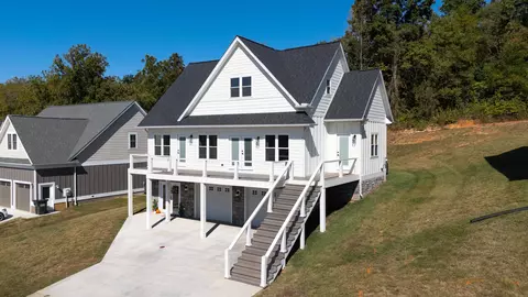Exterior - 43 Mcilwee Ln, Staunton, VA 24401 photo 17 of 18