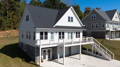 Exterior - 43 Mcilwee Ln, Staunton, VA 24401 photo 18 of 18
