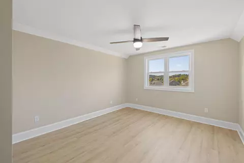 Bedroom - 43 Mcilwee Ln, Staunton, VA 24401 photo 5 of 6