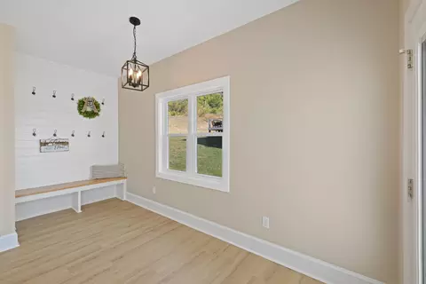 Entry Way - 43 Mcilwee Ln, Staunton, VA 24401 photo 1 of 5