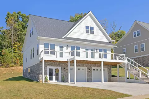 Exterior - 43 Mcilwee Ln, Staunton, VA 24401 photo 12 of 18