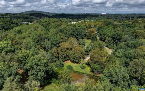 1366 Forest View Rd, Charlottesville, VA 22902