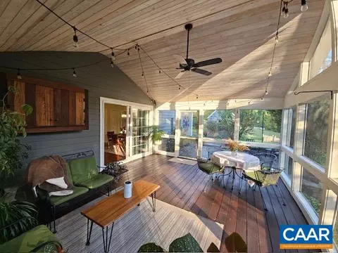 125 Spring Mountain Rd, Charlottesville, VA 22902