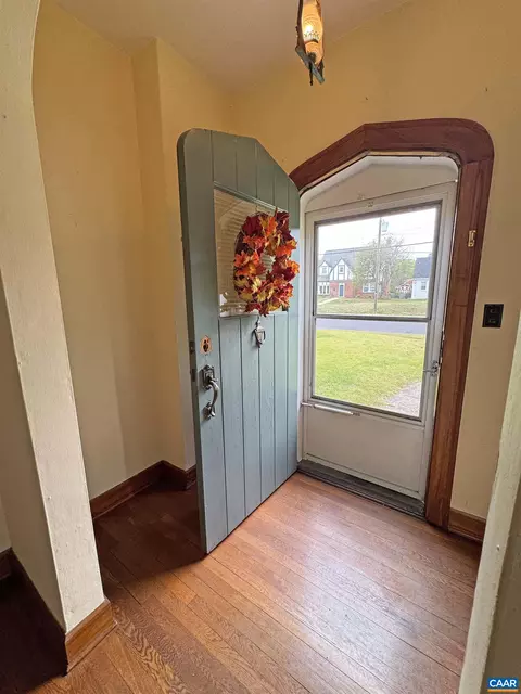 Entry Way - 304 Crompton Rd, Waynesboro, VA 22980 photo 1 of 1