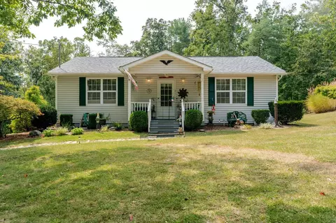 142 Whippoorwill Ln, Luray, VA 22835