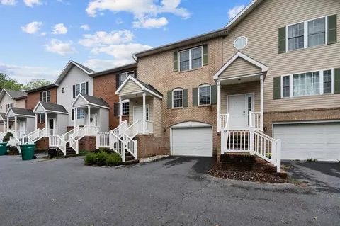 3865 Mill Race Ct, Harrisonburg, VA 22801