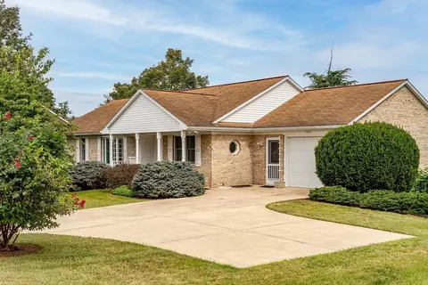 3346 Redbud Ln, Harrisonburg, VA 22801