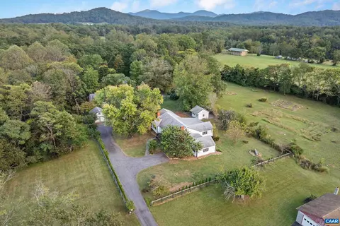 88 Windhaven Ln, Afton, VA 22920