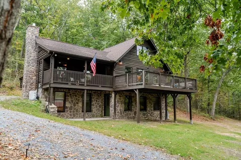 20220 Wooded View Ln, Elkton, VA 22827