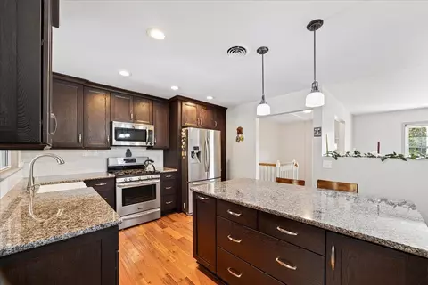 316 Lee Dr, Waynesboro, VA 22980